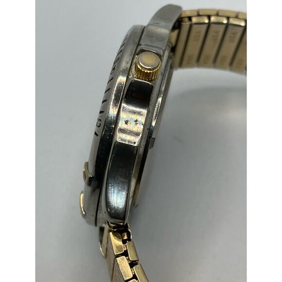Tommy Hilfiger Mood Watch Vintage Mens,Water Resis, Gold Silver Tone NEW Battery - Picture 8 of 10